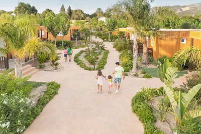 Camping Villasol - Blick auf den Campingplatz mit Mobilheimen