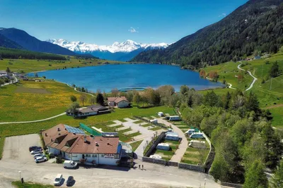 Camping zum See - Übersicht auf das gesamte Campingplatz Gelände 