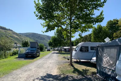 Campingpark Zell Mosel - Standplatz - 4.jpg