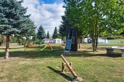 Campingplatz am Bauernhof - Spielplatz - 2.jpg