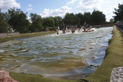 Campingplatz Bertingen - Bademöglichkeiten im Naturbadeteich in der Nähe vom Campingplatz