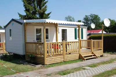 Campingplatz Blauer See  Campingplatz Blauer See im Emsland  - Mobilheim mit Veranda auf dem Campingplatz