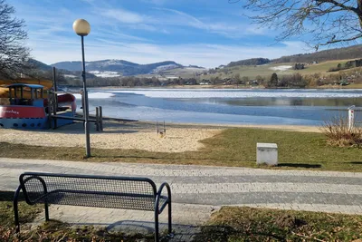 Campingplatz Goldbreite - Blick auf den See am Campingplatz