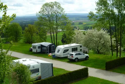 Campingplatz Großbüchlberg - Wohnwagenstellplätze