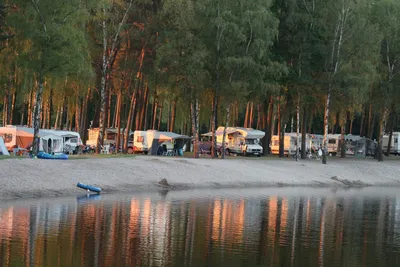 Campingplatz Herthasee - Stellplätze am See