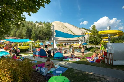 Camping Monte Kaolino - Planschbecken und Pool auf dem Campingplatz