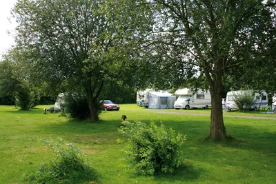 Regenbogen Bad Bederkesa  -  Stellplatz vom Campingplatz im Grünen