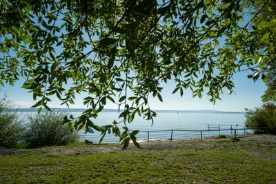 Campingplatz Schloss Kirchberg - Zugang zum Wasser-