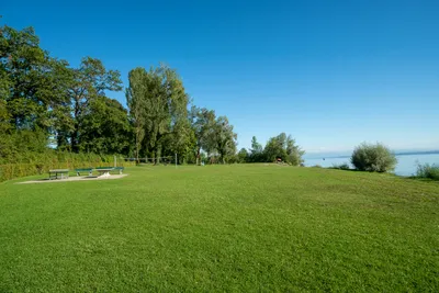 Campingplatz Schloss Kirchberg - Wiese