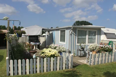 Campingplatz Südstrand  -  Mobilheim vom Campingplatz mit Veranda