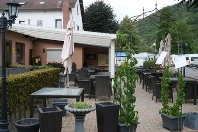 Camping Wolfsmühle - Terrasse - Hauptgebaeude