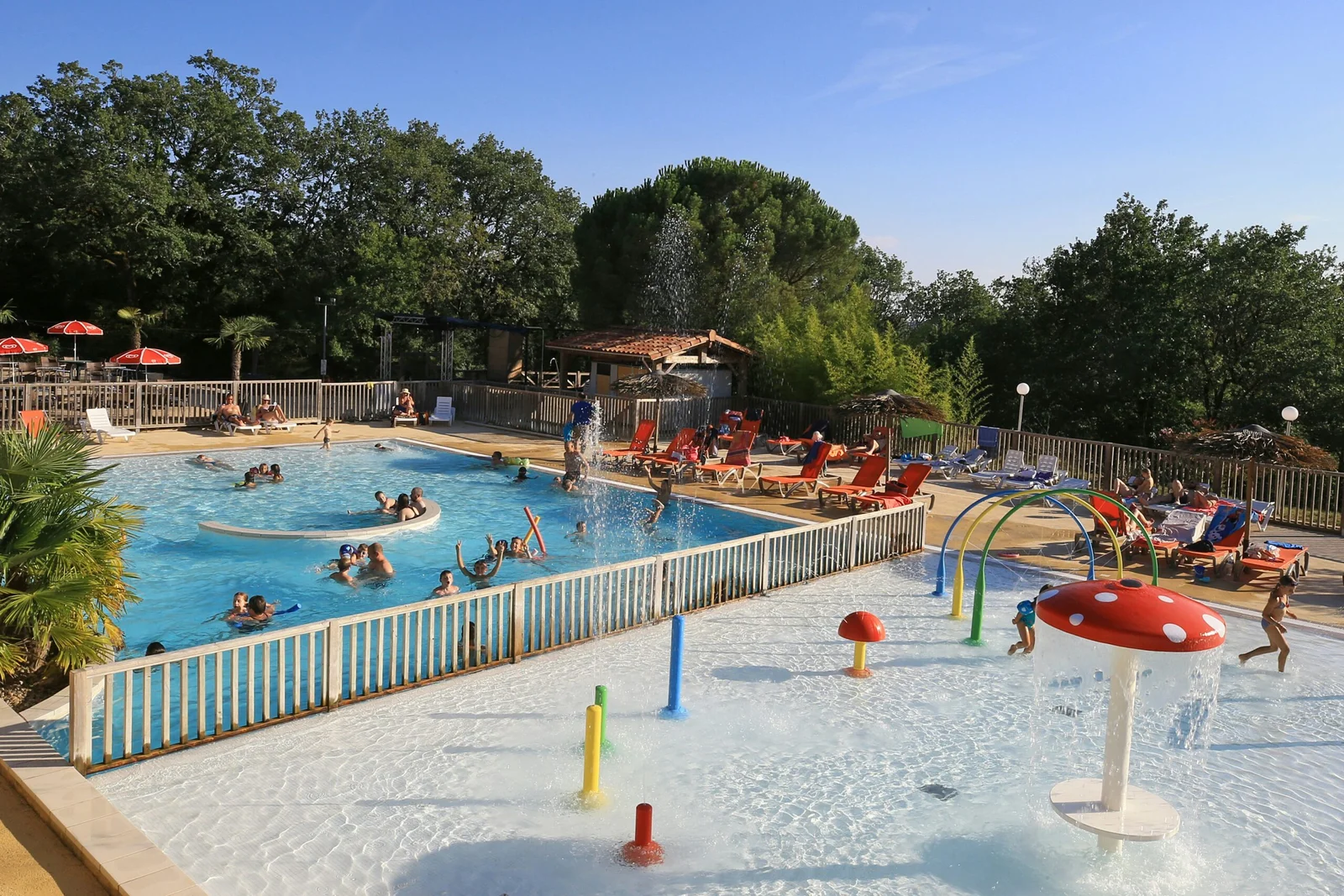 Camping Les Reflets Du Quercy