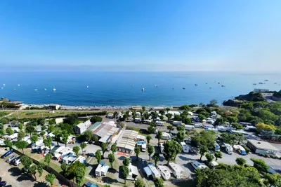 Caravan Park La Vesima - Übersicht auf das gesamte Campingplatz Gelände 