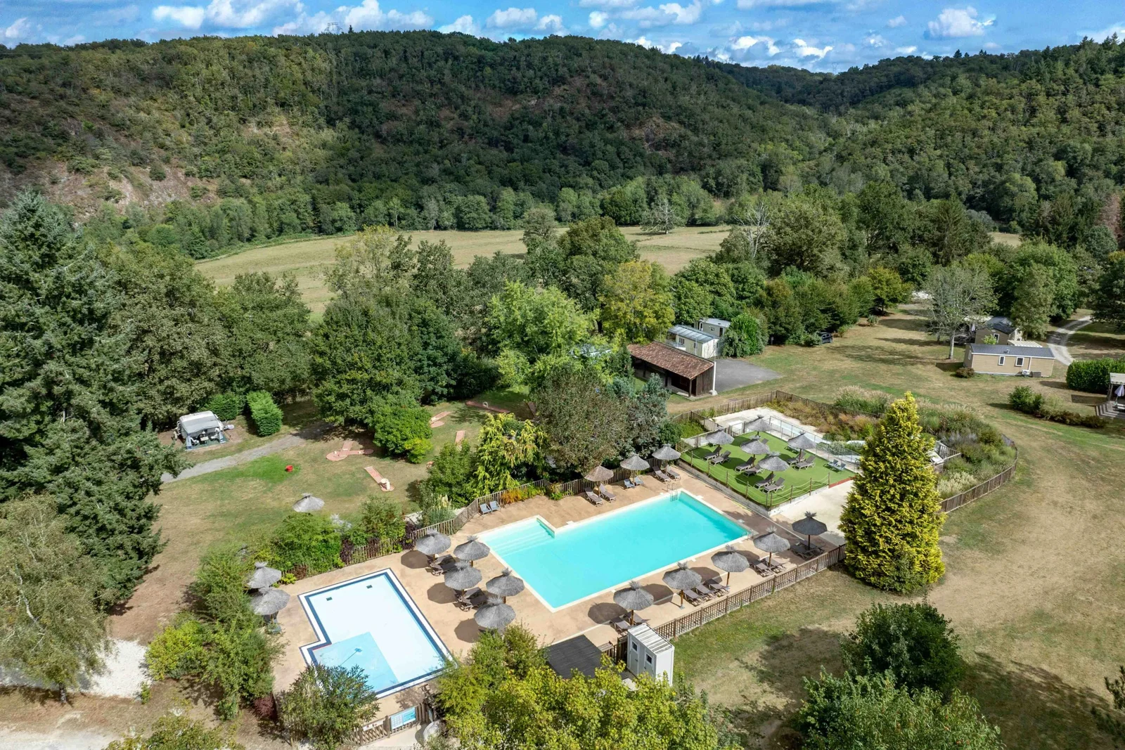 Camping Les Gorges Du Chambon