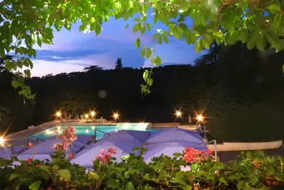 Château De Lacomté Country Club - Bild 3