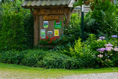 Camping De Heibloem - Einfahrt des Campingplatzes