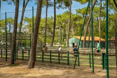 Camping de la Plage de Riez - Mehrzwecksportplatz auf dem Campingplatz