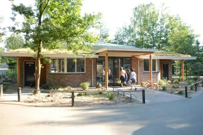 Camping De Pampel - Sanitärgebäude des Campingplatzes