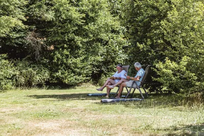 Camping De Zanderij - Camper entspannen im Grünen