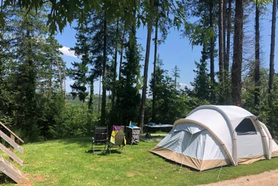 Domaine du Coq Rouge - Zeltplätze auf dem Campingplatz