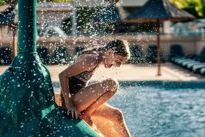 Yelloh! Domaine Les Ranchisses  Camping Domaine Les Ranchisses - Freibad des Campingplatzes