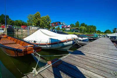 Donau Camping Krems - Bootsanlegestelle am Campingplatz