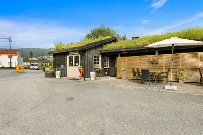 Drammen Camping - Blick auf die Terrasse an der Rezeption