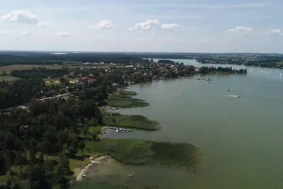 Camping Echo  -  Luftaufnahme vom Campingplatz am See