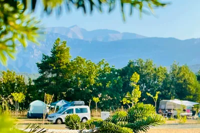 Ecocamping Rural Valle De La Fueva - Standplätze auf dem Campingplatz