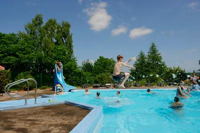 Fårup Sø Camping - Pool auf dem Campingplatz