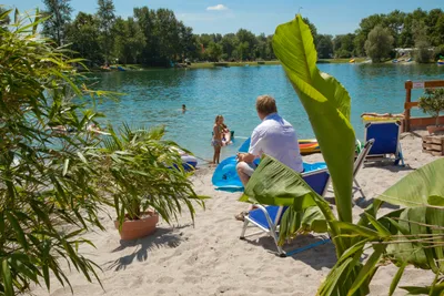 Freizeitcenter Oberrhein - Campinggäste am Strand