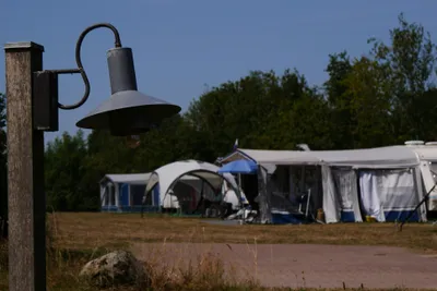 Camping Hoeve Springendal - Wohnmobil- und  Wohnwagenstellplätze auf dem Campingplatz