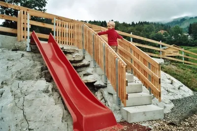 Camping Hofstatt-Derfli  -  Spielplatz auf dem Campingplatz