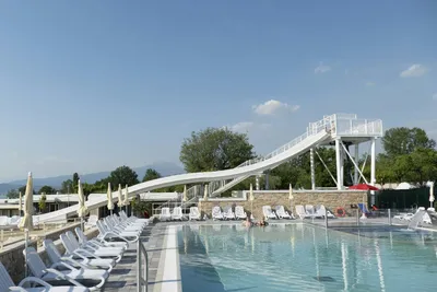 Idea Lazise Camping & Village -  Campingplatz mit Pool,Wasserrutsche und Liegestühlen