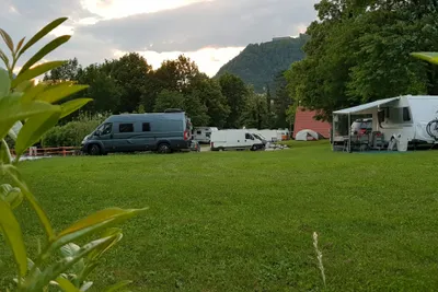Kamp Siber - Stellplätze auf der Wiese
