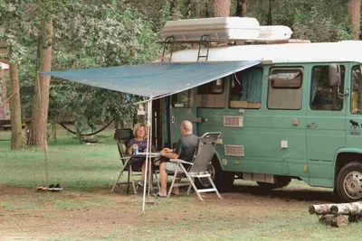 Knattercamping in Bantikow am See - Standplätze im Grünen auf dem Campingplatz