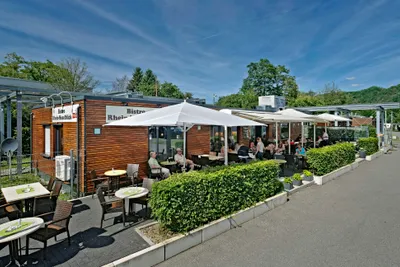 KNAUS Campingpark Rhein-Mosel/Koblenz - Bistro mit Terrasse