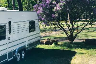 KNAUS Campingpark Nürnberg -  Stellplätze im Grünen