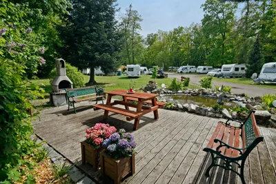 KNAUS Campingpark Nürnberg - Grillstelle auf dem Campingplatz