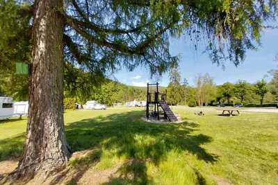 Knaus Campingpark Schloss Langenau - Bild 2