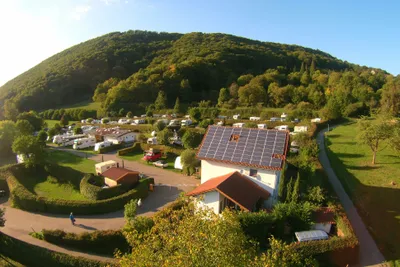 Kur- und Feriencamping Badenweiler - Campingplatz im Schwarzwald bei Mühlheim am Rhein aus der Vogelperspektive