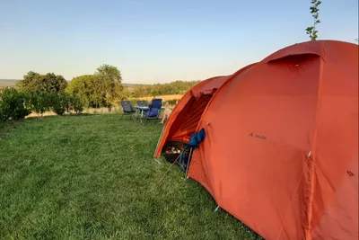 Estefana Camping - Zelt auf Standplatz auf dem Campingplatz