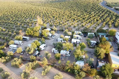 Camping La Campiña - Campingplatz aus der Vogelperspektive