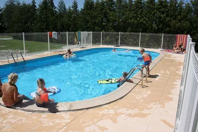 Camping La Coccinelle  -  Campingplatz mit Pool
