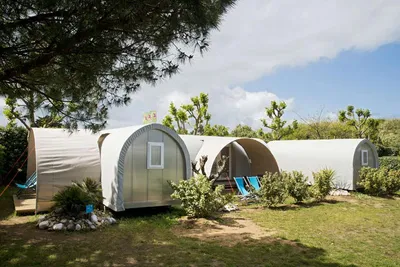 Camping Le Calanchiole - Glamping Zelt auf dem Campingplatz