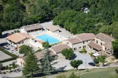 Camping Le Chambron