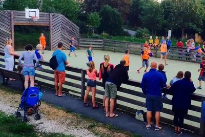 Camping Le Clou  -  Sportbereich auf dem Campingplatz