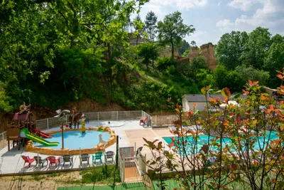 Camping Le Colorado - Blick auf das Freibad mit Kinderbereich