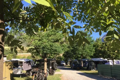 Camping Les Eygas - Standplätze auf dem Campingplatz