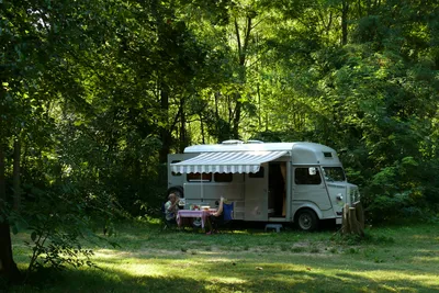 Camping Les Falquets - Standplatz auf dem Campingplatz